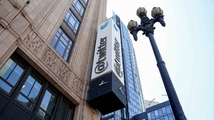Demandan a Twitter por no pagar renta en EU