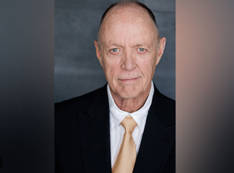 Muere famoso actor de doblaje Harry Johnson a los 81 años 