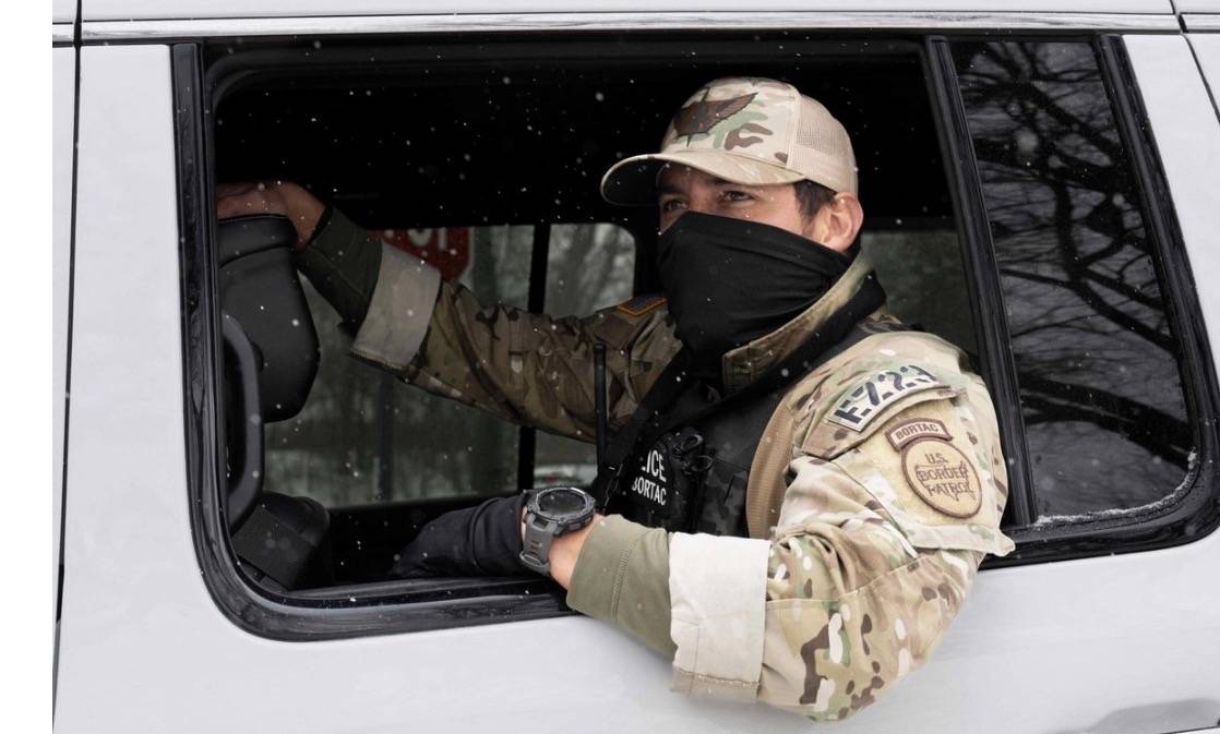 Trump anuncia “desescalada” federal en Minesota ante presión política y social por operativos antimigrantes