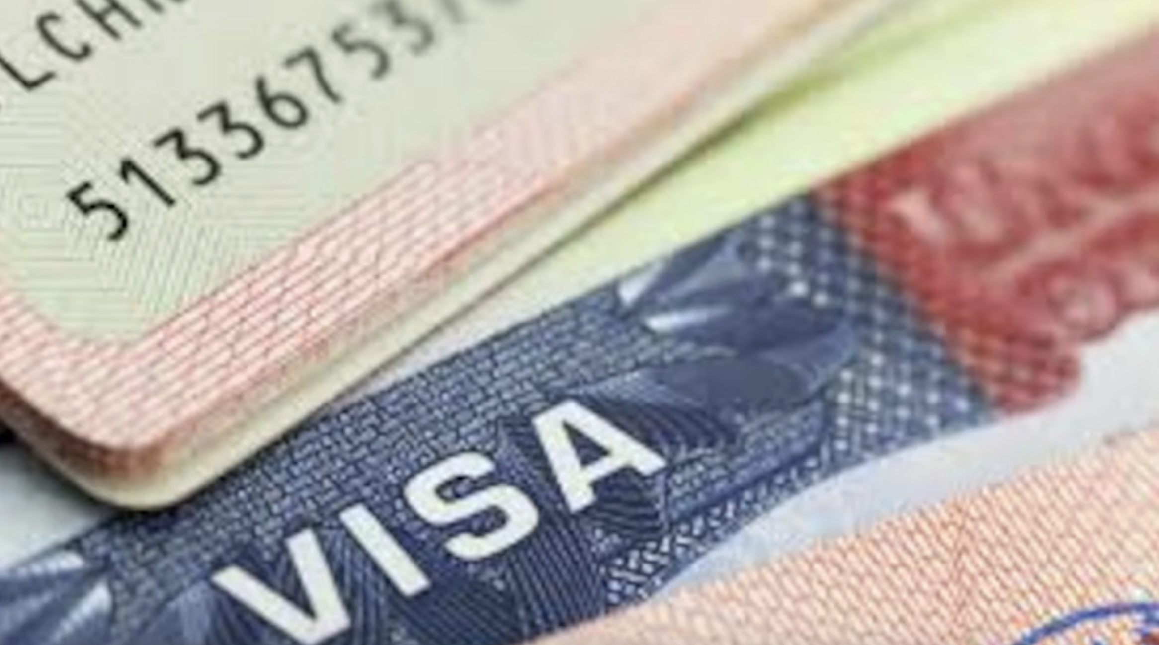 Revelan disparidades en tasas de rechazo de visas estadounidenses de turismo y negocios