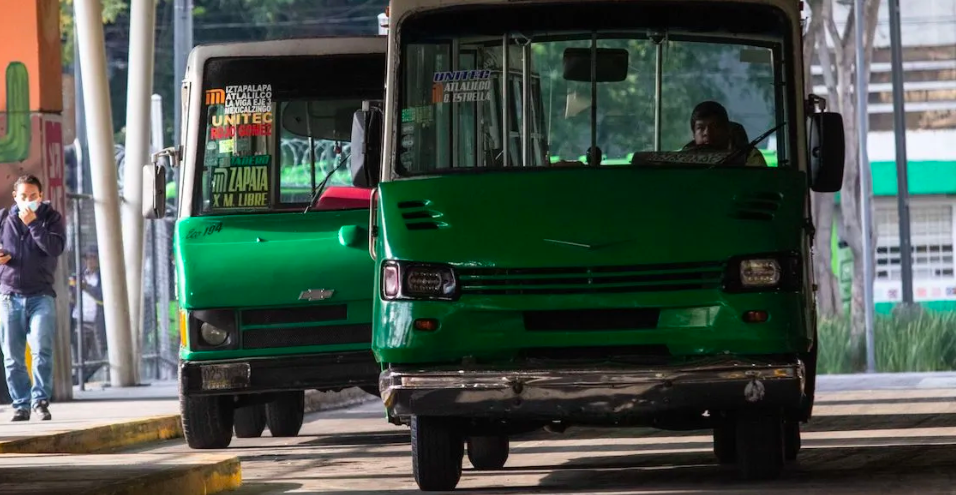 Adiós a los microbuses en la CDMX; dejarán de circular en 2024