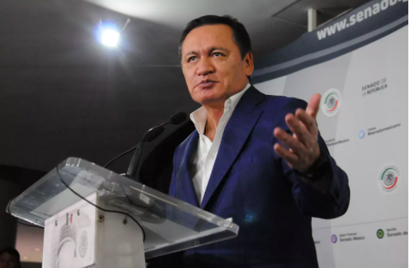 Osorio Chong  deja la coordinación del PRI en el Senado