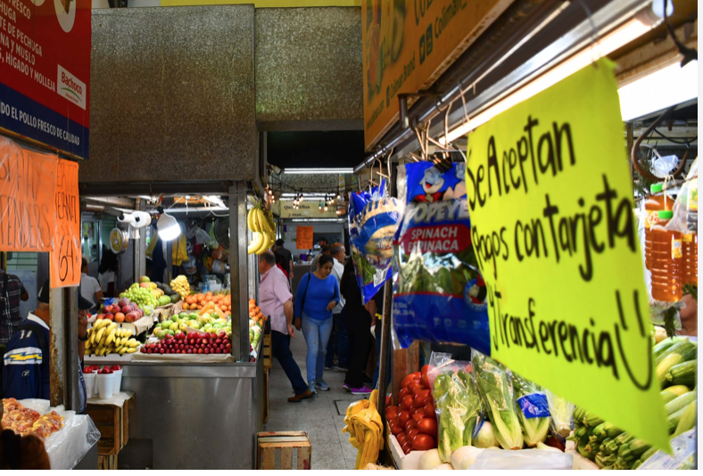 La inflación se modera, marcando un descenso en febrero