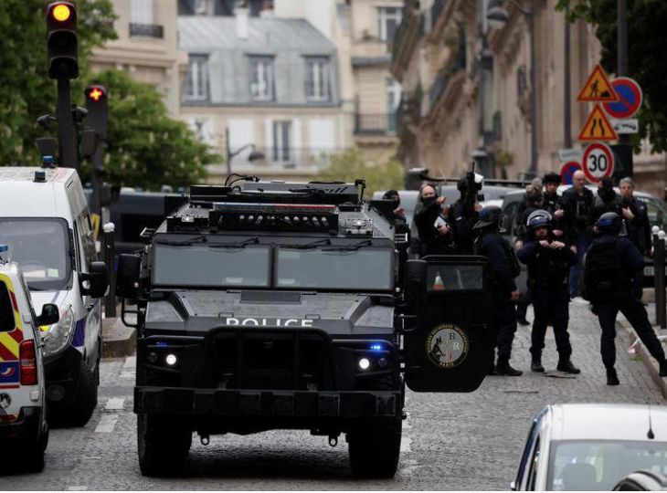 Policía francesa acordona consulado iraní en París ante amenaza de explosivos