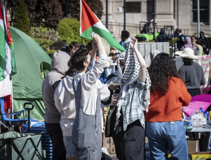 Protestas propalestinas se intensifican en campus universitarios de EE. UU.
