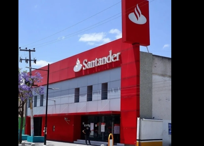 Santander informa a la CNMV sobre un ataque informático a su base de datos