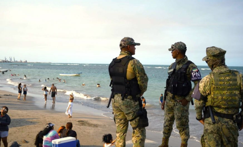 Disolución de la fuerza civil en Veracruz tras protestas violentas