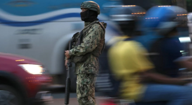 Elecciones en Ecuador ensombrecidas por asesinatos y violencia 