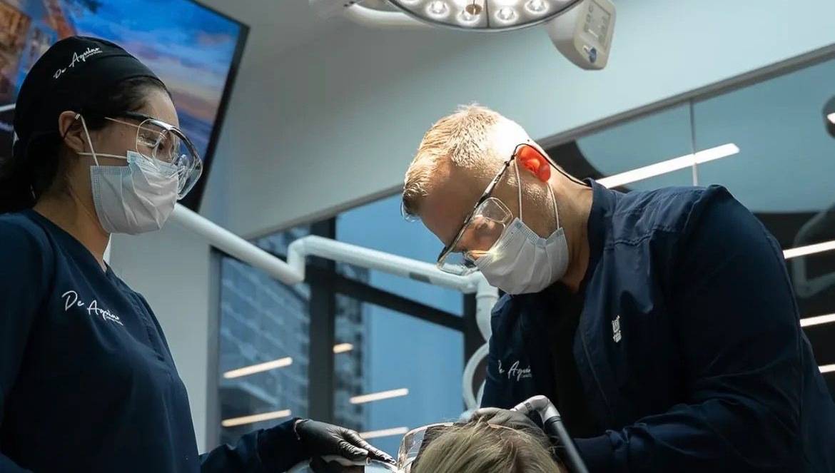 De Aguiar Studio: Atención Dental de Alta Calidad 