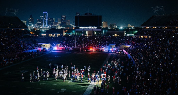 Un apagón retrasa el partido entre Florida State y SMU en Estados Unidos