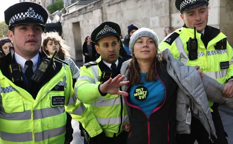 Arrestan a la ecologista Greta Thunberg en Londres 