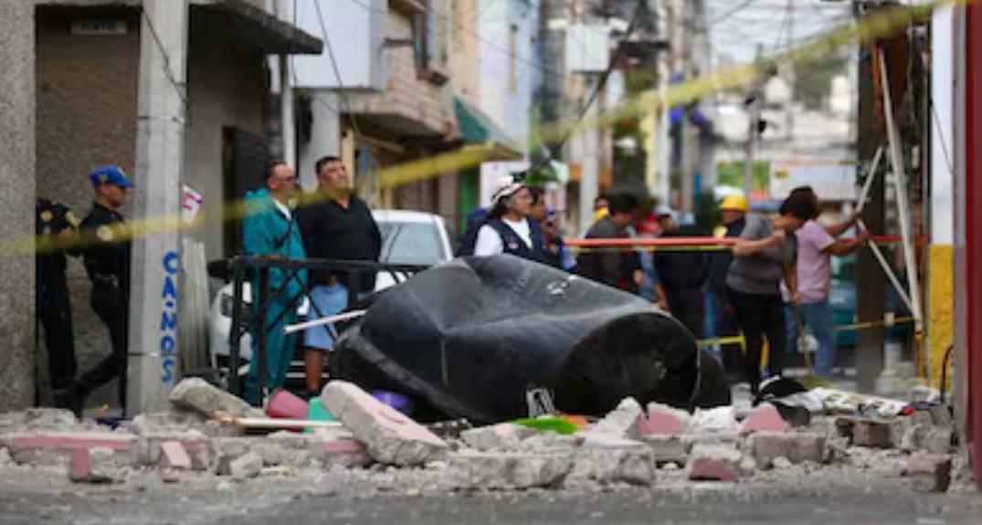 Explosión por acumulación de gas deja un herido en Iztacalco